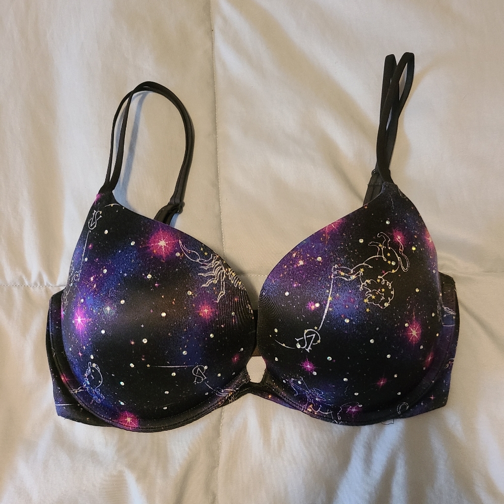VS Push up bra (crossable straps)